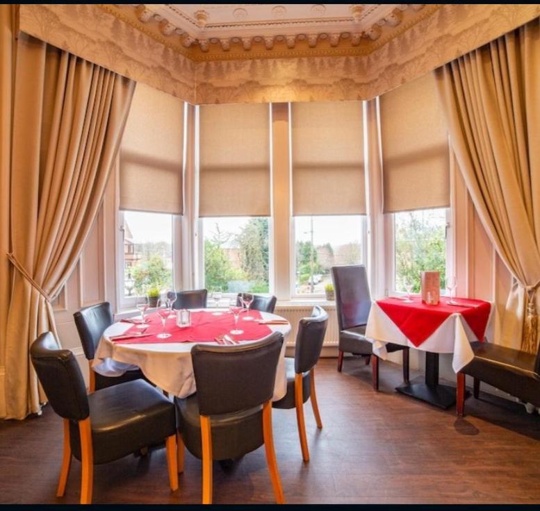 The Redstones Hotel & Restaurant East Kilbride Kültér fotó
